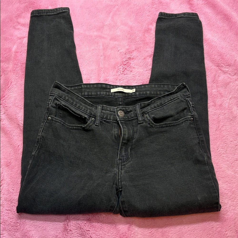 Levi's 711 Skinny Black Skinny Jeans for Women
